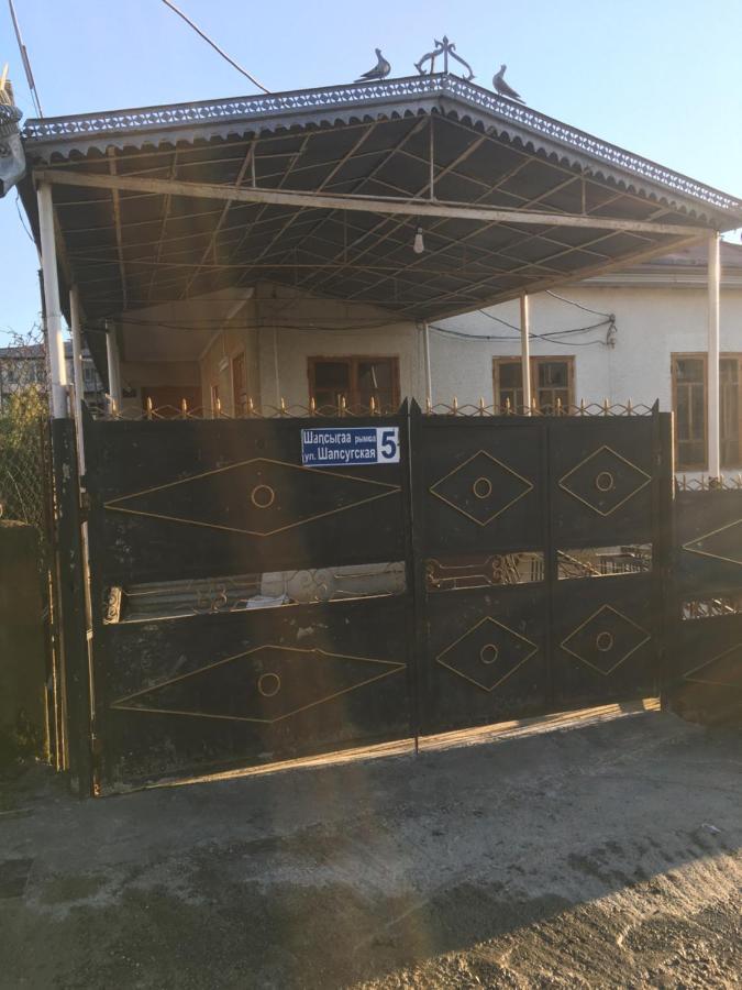 Private house Hotel Sukhumi Exterior photo